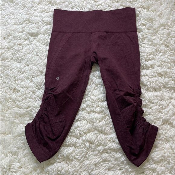 Lululemon In the Flow II Workout Cropped Pants - Picture 5 of 6
